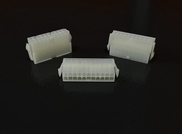 22 PIN FEMALE MOLEX PLUG