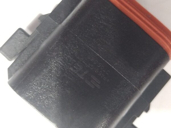 Deutsch DT06-8S 8-Way Sealed Connector Housings — Lot of 7 (IP67, DT Series) Deutsch DT06-8S 8-Way Sealed Connector Housings — Lot of 7 (IP67, DT Series)