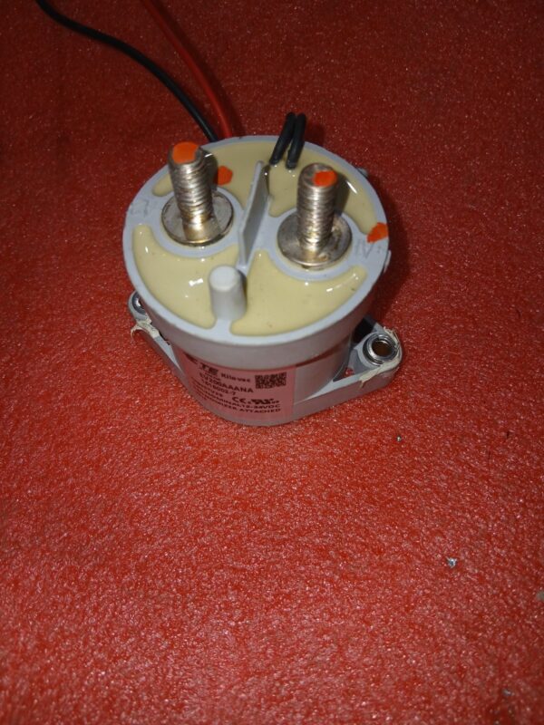 TE Connectivity Kilovac EV200AAANA 500A 900VDC High-Voltage DC Contactor - data plate