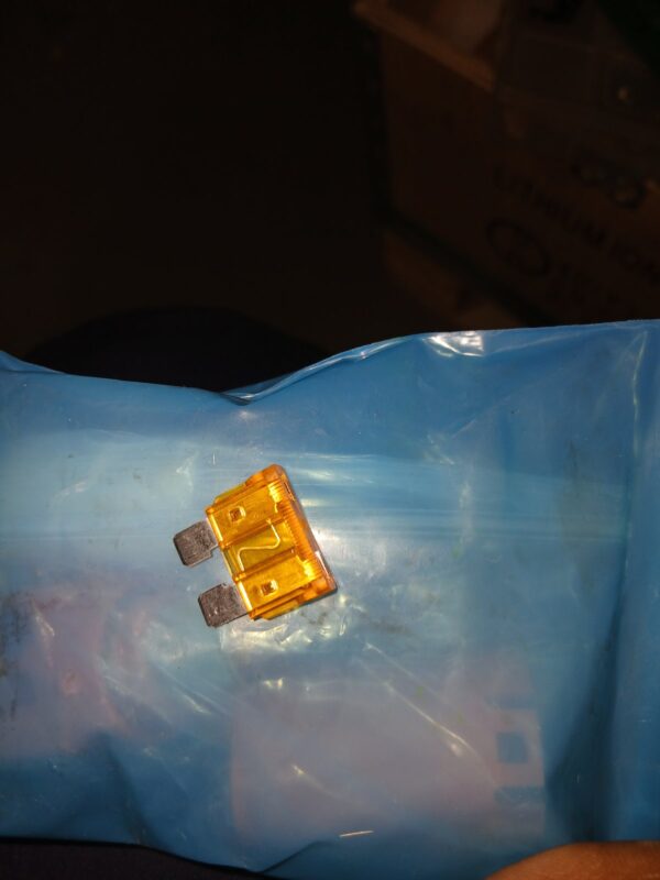 15A ATO/ATC Standard Blade Fuse (Amber) — Automotive/DC Circuit Protection