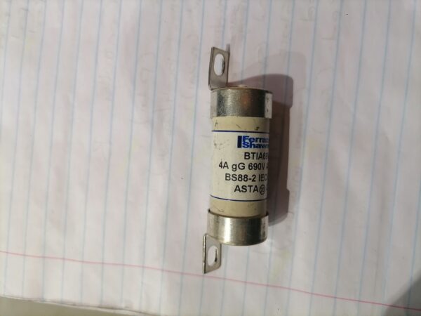 Ferraz Shawmut BTIA69V4 4A 690V AC 80kA gG HRC Bolt-Down Fuse