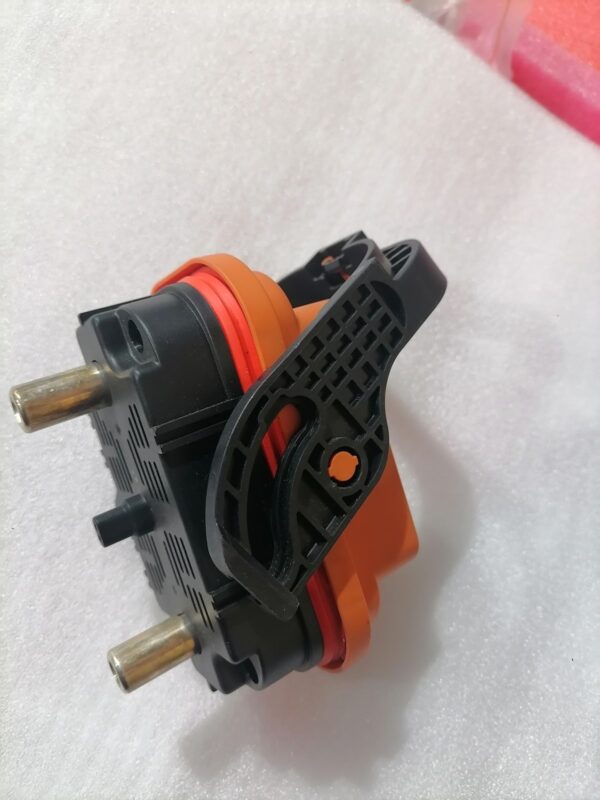 Amphenol PCD MSDXL-450A Manual Service Disconnect – 1000V DC 450A HV Battery Plug Amphenol PCD MSDXL-450A Manual Service Disconnect – 1000V DC 450A HV Battery Plug