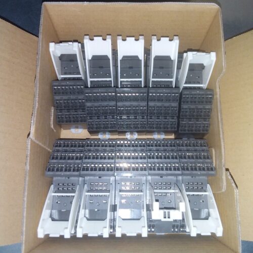 Omron PYF-14-PU 14-Pin DIN Rail Relay Sockets – Box of 10 (New Old Stock) Omron PYF-14-PU 14-Pin DIN Rail Relay Sockets – Box of 10 (New Old Stock)